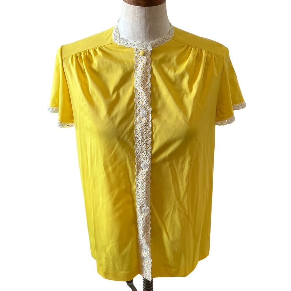 Vintage 60s Short Sleeve Mod Top Lemon Yellow